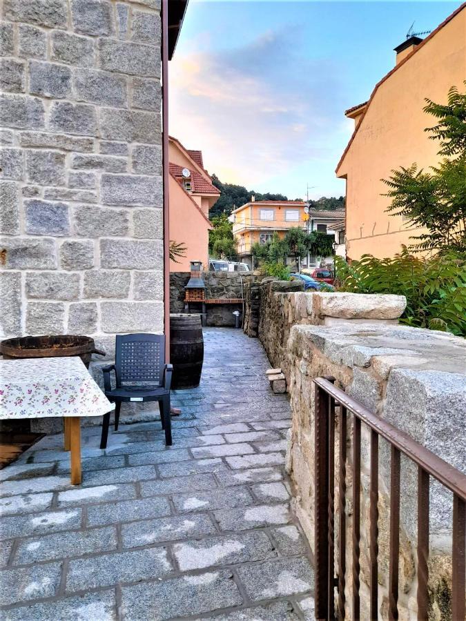 Casa Rural Del Tio Maino Becerril de la Sierra Exteriör bild