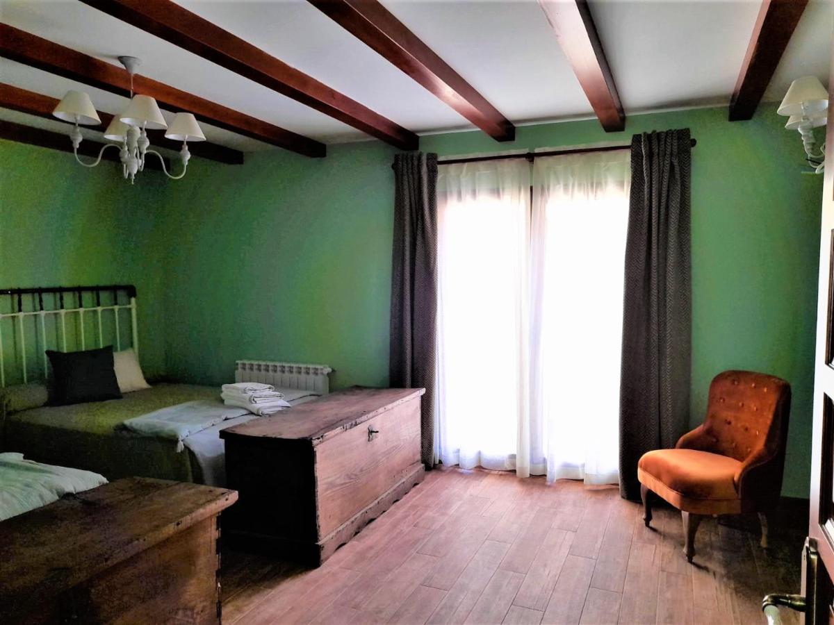 Casa Rural Del Tio Maino Becerril de la Sierra Exteriör bild