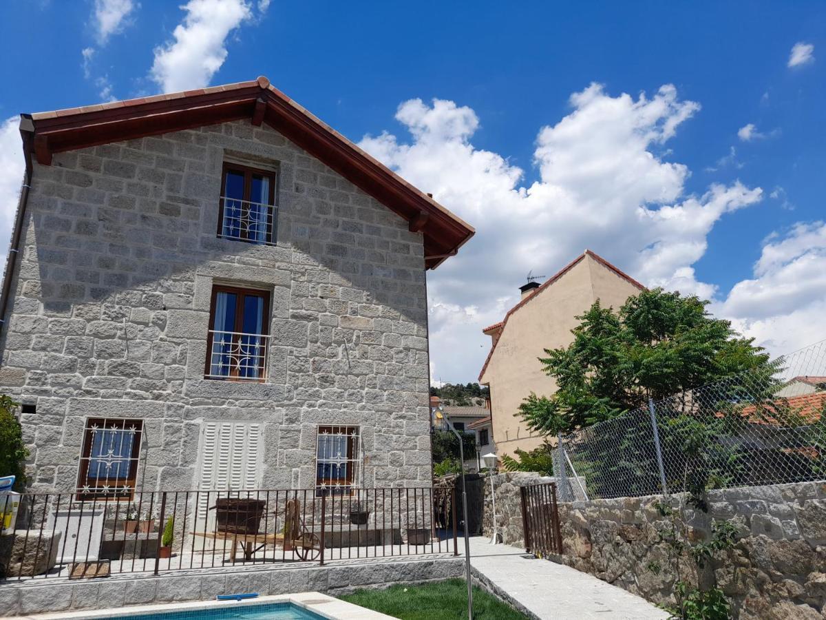 Casa Rural Del Tio Maino Becerril de la Sierra Exteriör bild